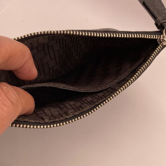 Cole Haan snakeskin clutch/wristlet Black - Picture 10 of 13